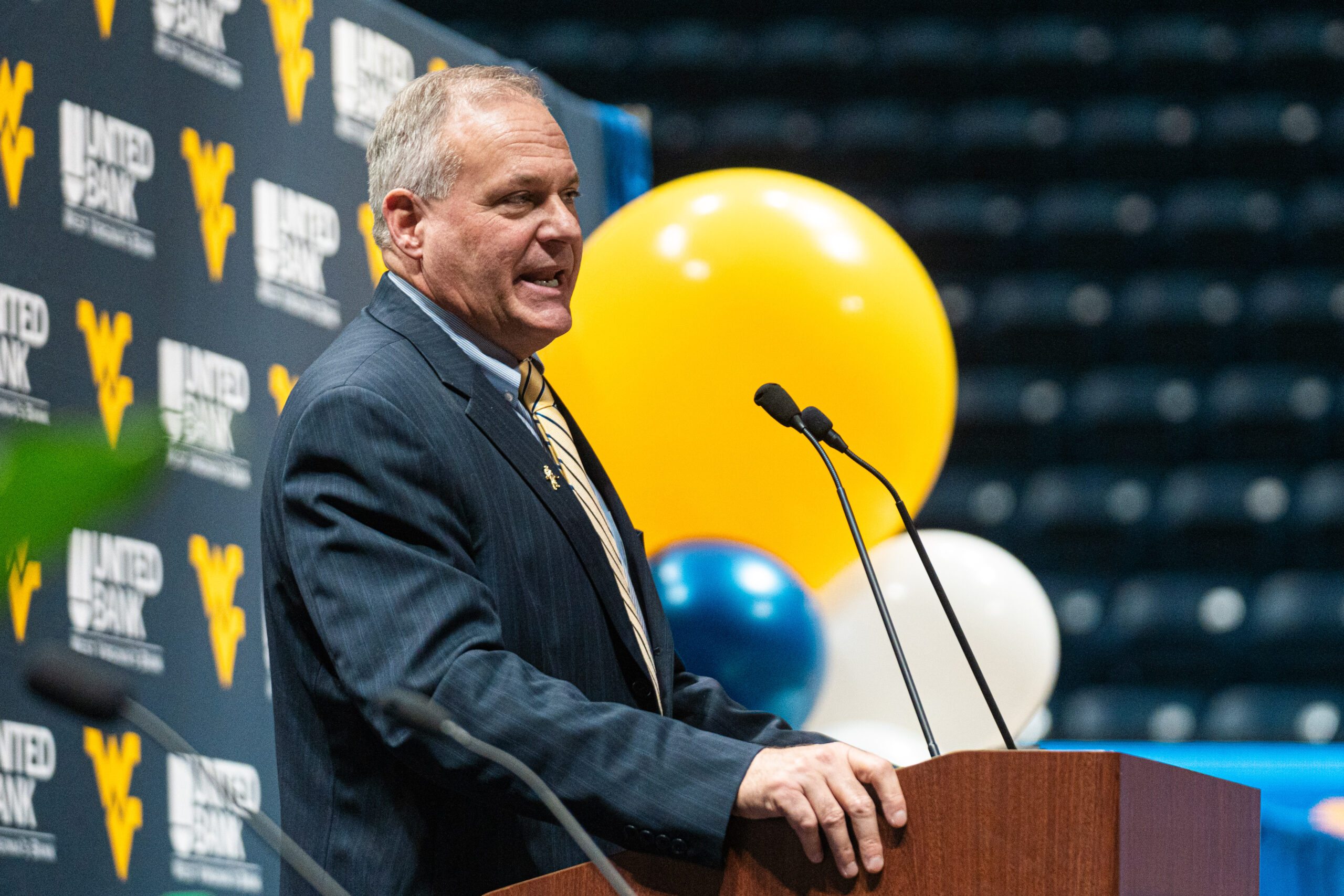 Larry Porter named new WVU RB coach